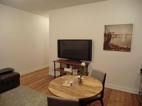 5th image of 4060 N Milwaukee Ave #1C