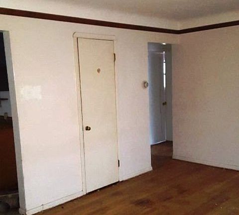 4th image of 12302 Longmead Ave