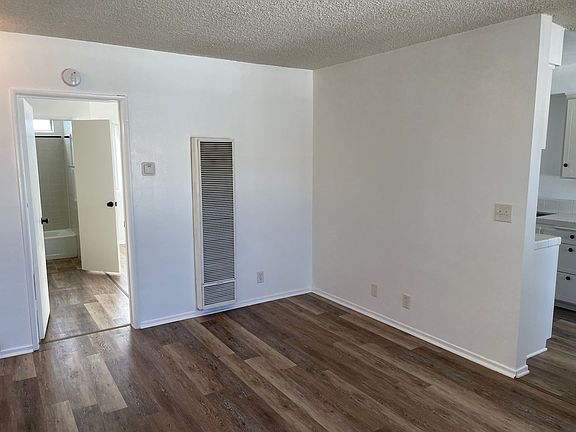 4th image of 11644 Acacia Ave APT 14