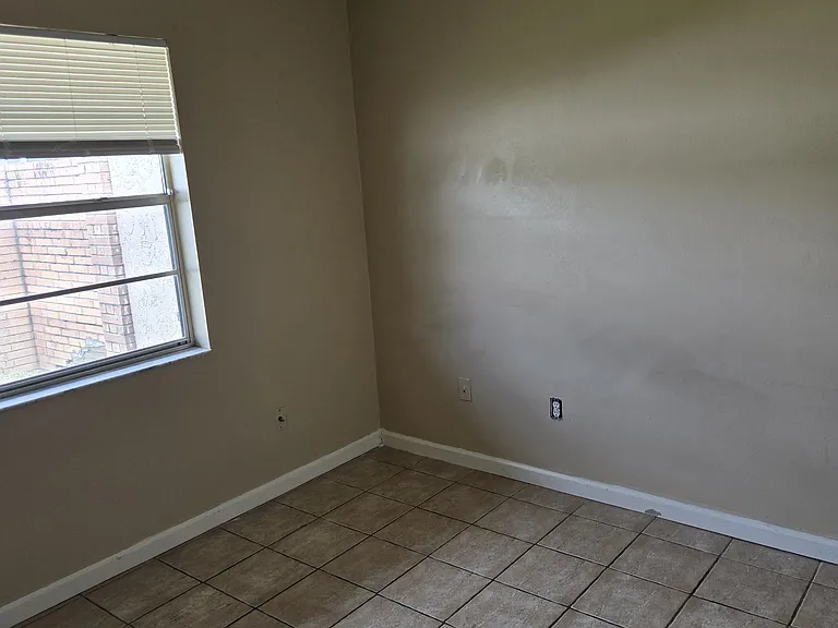 11049 Blackwell Way — Photo 4