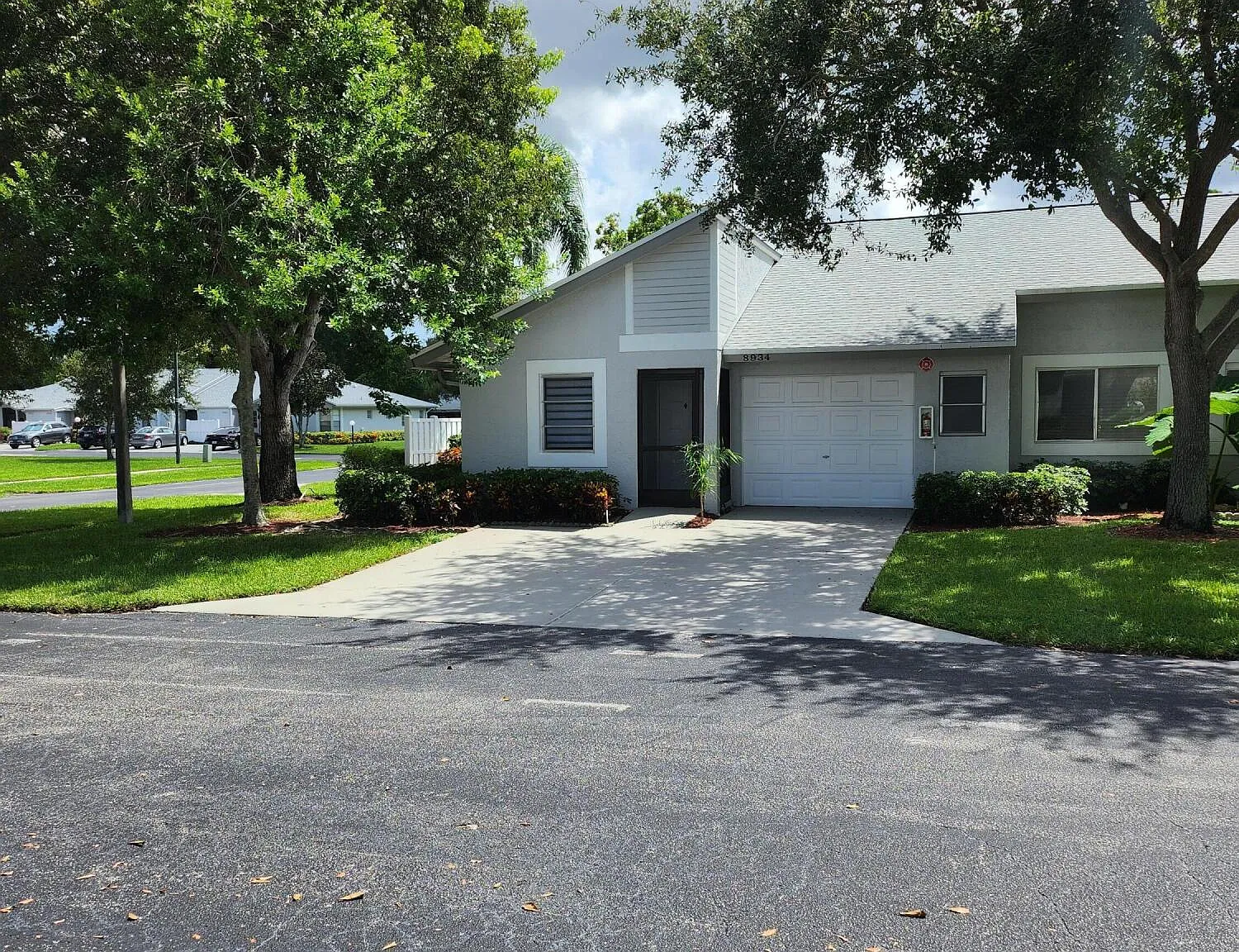 2 bed, 2.0 bath, 1148 sqft, $2,499 — Photo 2