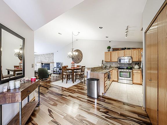 3rd image of 18500 Brookfield Lakes DRIVE #73