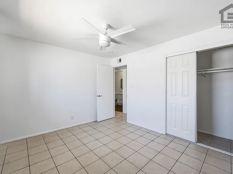 4711 N 15th Ave — Photo 15