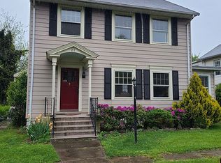 21 Orchard St, Milford, NJ 08848