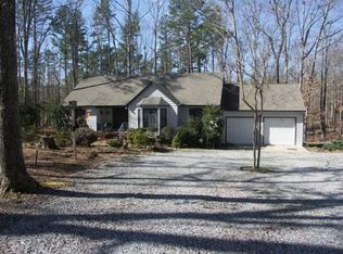 492 Hazelnut Dr, Clarksville, VA 23927