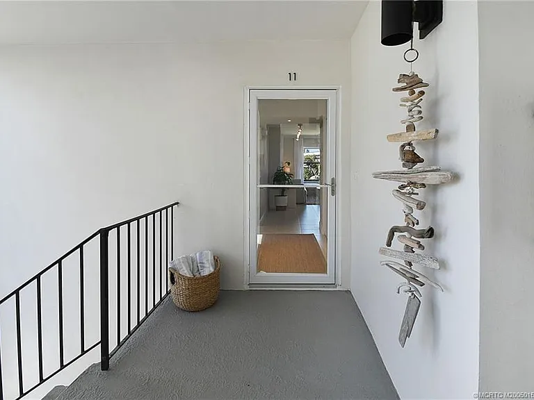 1289 NE Ocean Blvd #11 — Photo 11