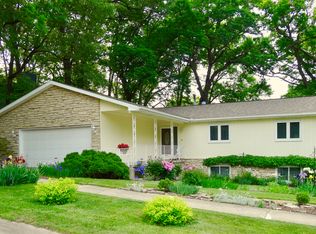 1501 Sierra Dr NE, Cedar Rapids, IA 52402