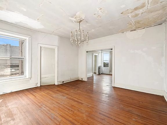 2nd image of 4407 4th Ave APT D1