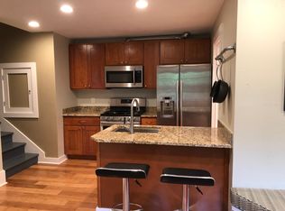 2809 SW Nevada St #A, Seattle, WA 98126