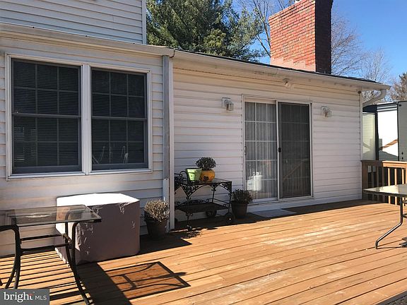 4th image of 3407 Pleasant Plains Dr