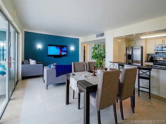 2nd image of 11111 Biscayne Blvd #4E