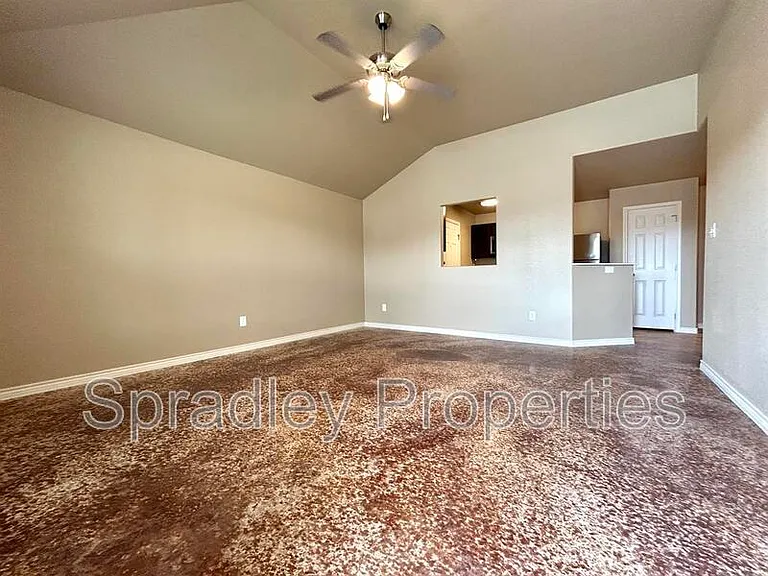 1012A Llano Ct — Photo 2