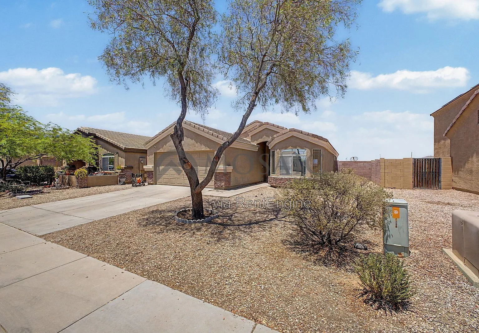 3 bed, 2.0 bath, 1387 sqft, $1,599 — Photo 3