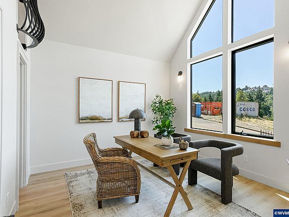 5th image of 3658 Maidenhair Pl S