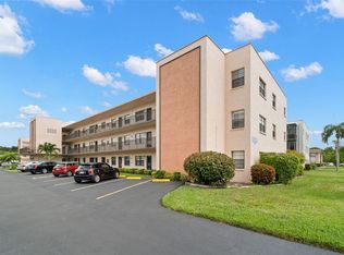 5971 Terrace Park Dr N UNIT 302, Saint Petersburg, FL 33709