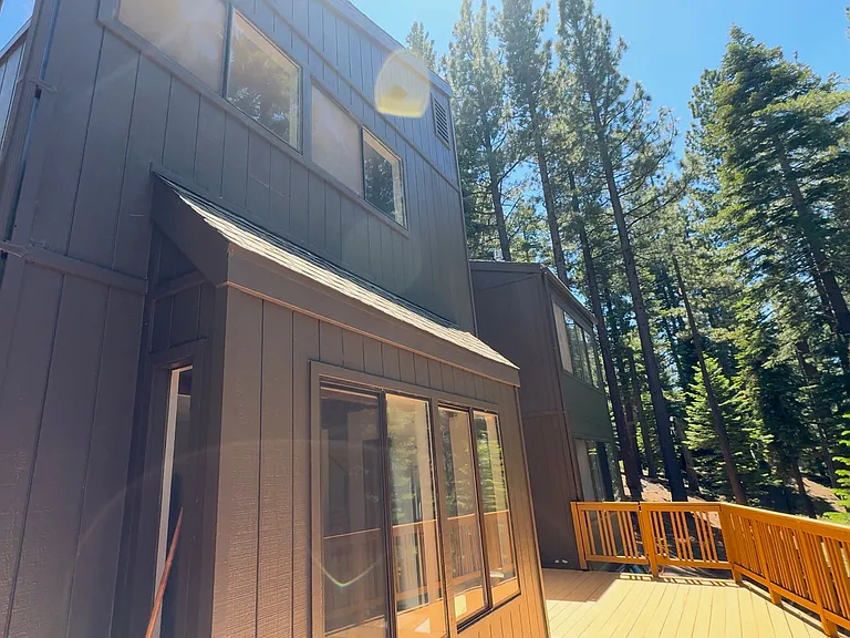 1588 Skyline Dr — Photo 11
