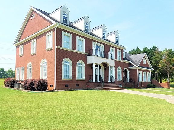 2nd image of 111 Tally Ho Dr