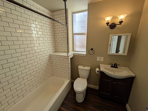 5th image of 218 Clark St #218