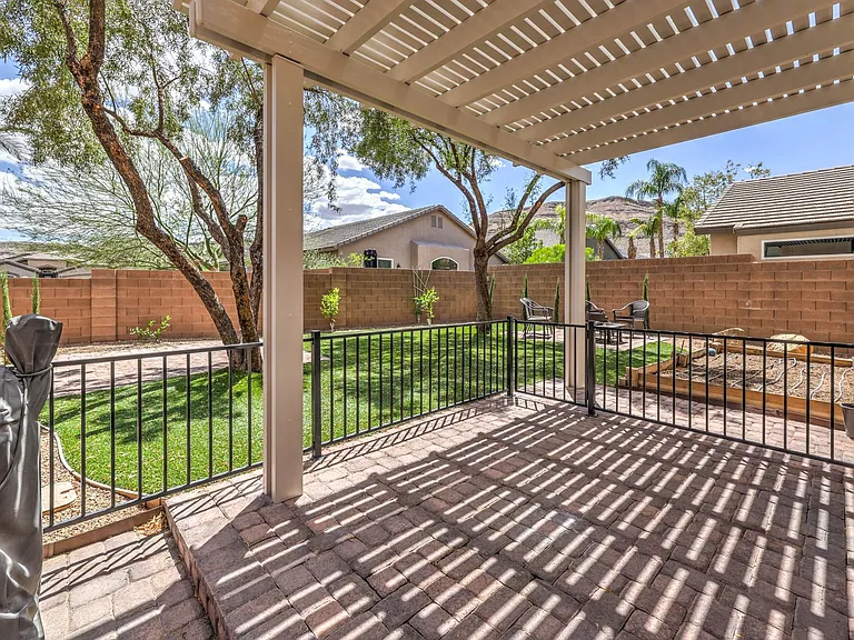10037 Willowbrook Pond Rd — Photo 22