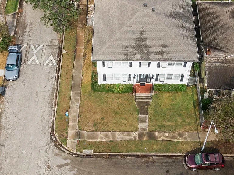 3901 Dallas St #D — Photo 23