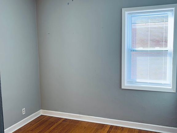 3rd image of 6214 Sunshine Dr APT C