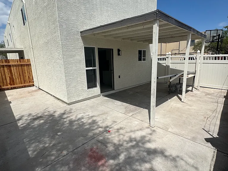 1725 E Pepper Cir #1 — Photo 17