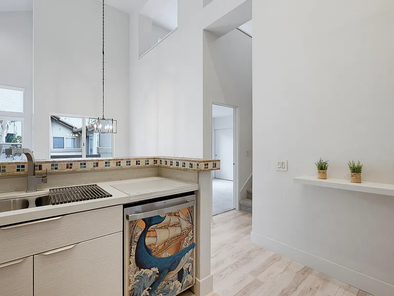 27529 Serena — Photo 27