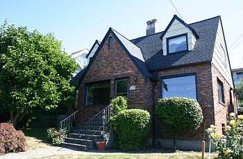 2nd image of 5337 SW Admiral Way