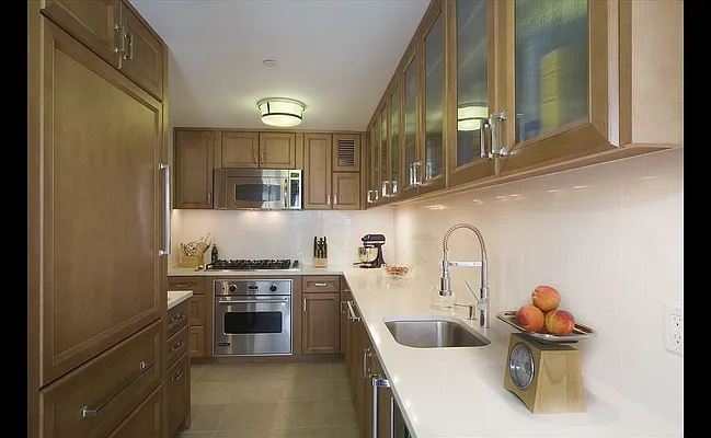 Rented by Douglas Elliman | media 24