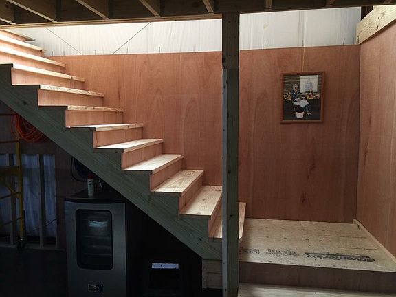 4’W 7:11 ratio stairwell 