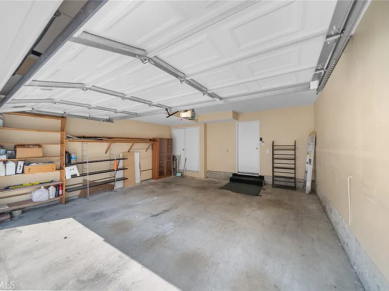 22320 Mission Cir #92 — Photo 37