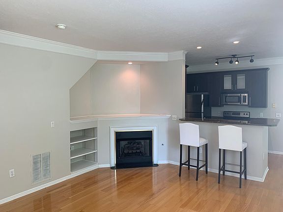 4th image of 6971 Old Bridge Ln W