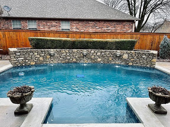 Custom lagoon pool