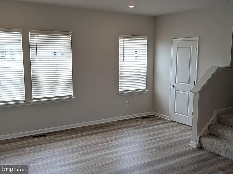 237 Swan Field Ave — Photo 8