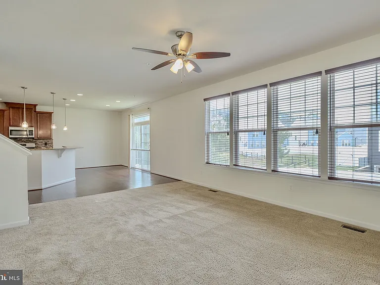 43699 Sweetbay St — Photo 11