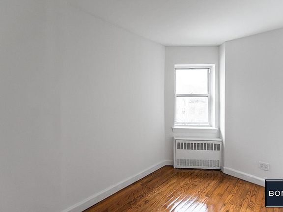 5th image of 118 E 92nd St APT 2D