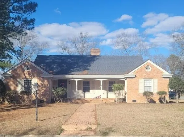 600 N Howard Cir, Tarboro, NC 27886