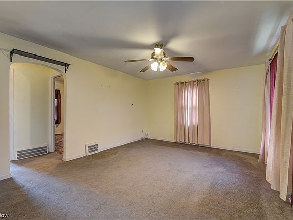 4th image of 4525 W 150th St