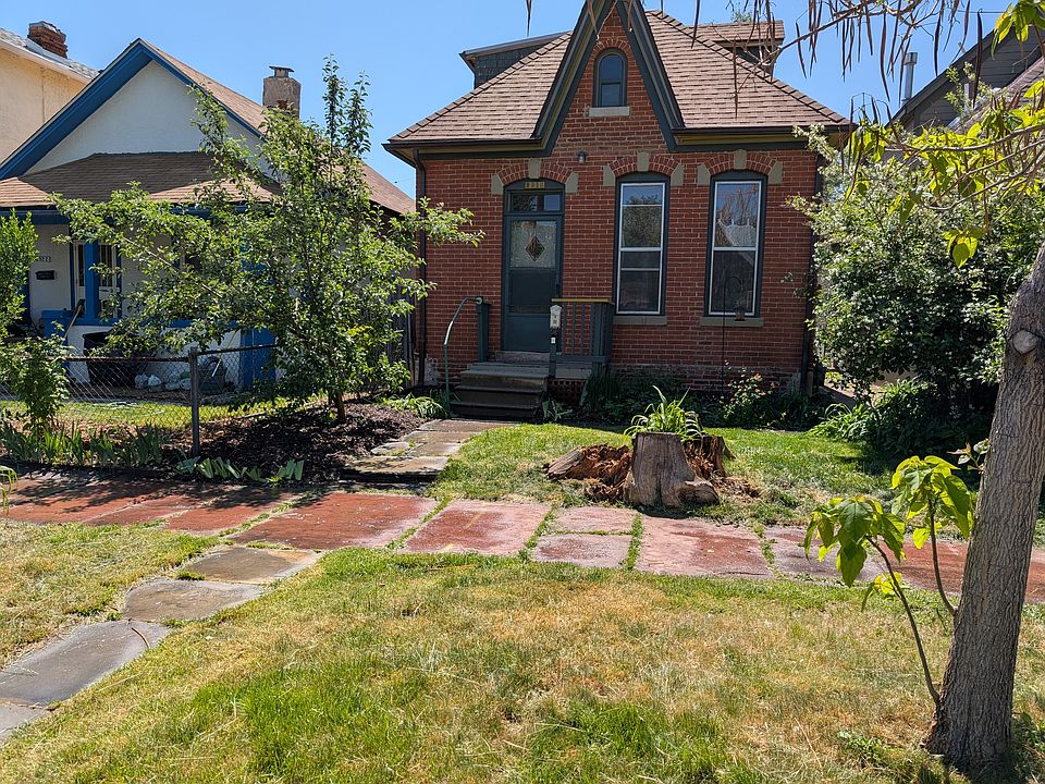 front yard and house