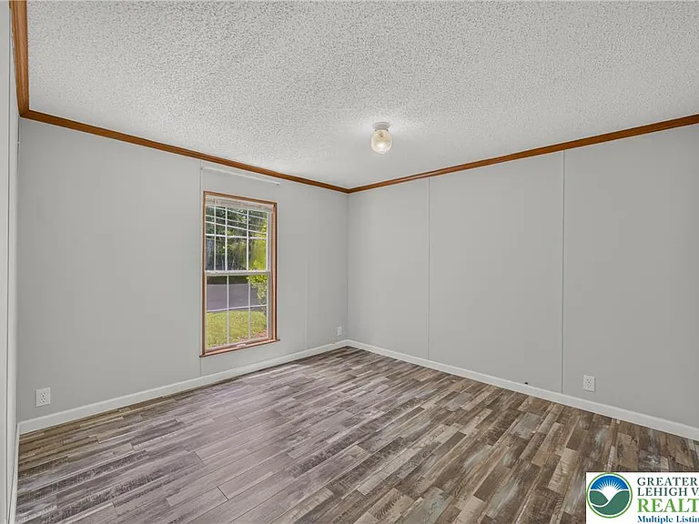 2674 Williams Rd — Photo 23