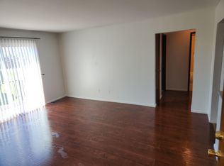 25 Jackson Pl #K, Saint Charles, MO 63303
