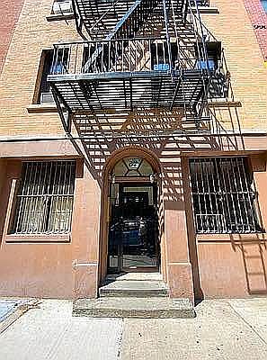 1st image of 67 Thompson St APT 1D