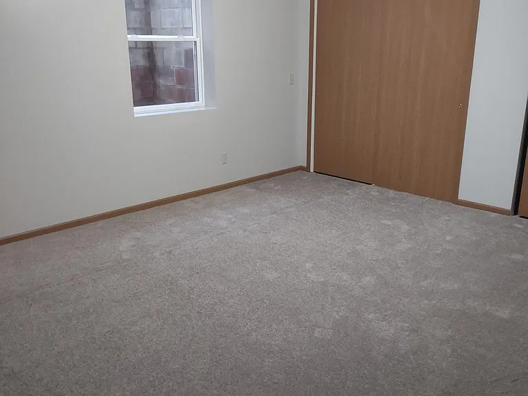3rd BR/addl living space