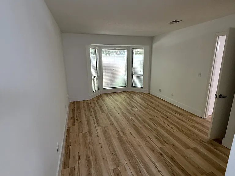 206 Warm Springs Cir — Photo 7