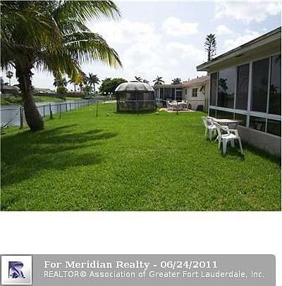 5th image of 11430 NW 39th St