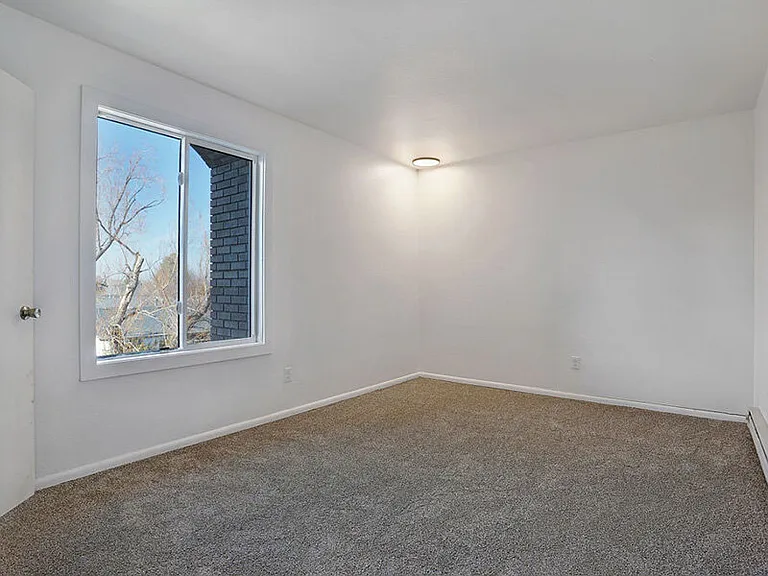Highland Commons — Photo 9