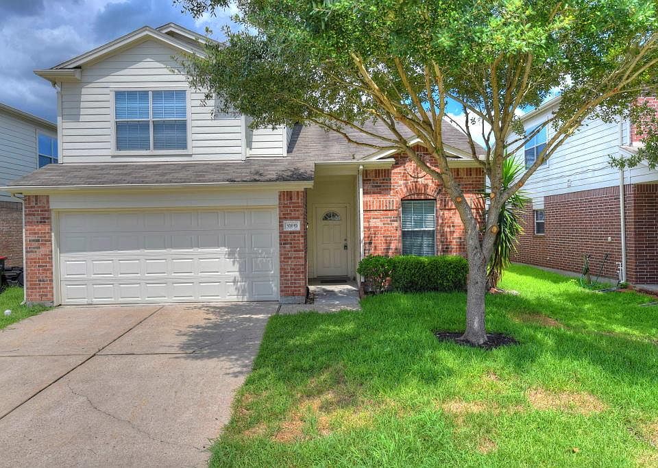 1st image of 10619 Sugar Trace Dr