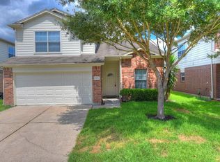 10619 Sugar Trace Dr, Sugar Land, TX 77498