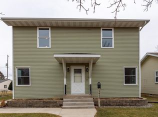 1910 Rhomberg Ave, Dubuque, IA 52001