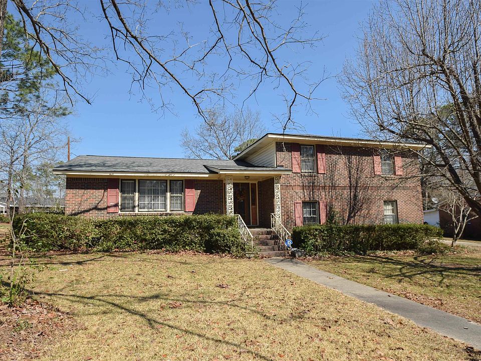 1st image of 103 Pine Ln